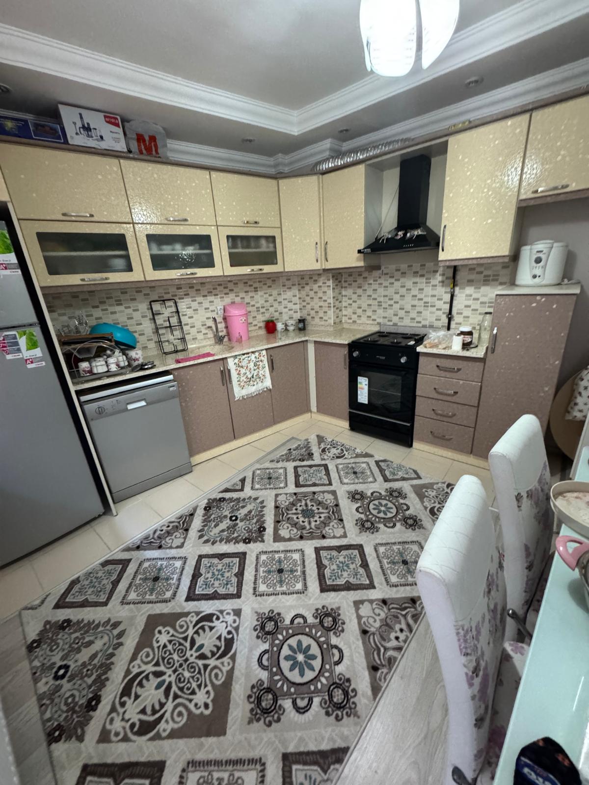 HAMİDİYE MAHALLESİNDE  3+1 135M2 