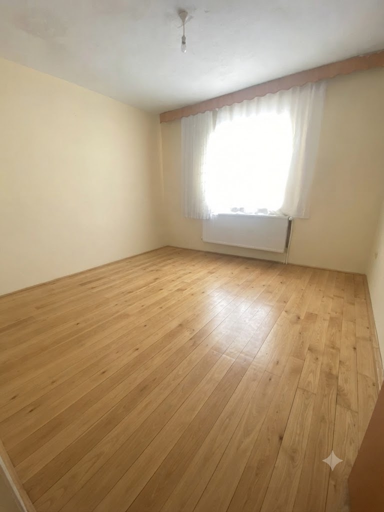 MÜMİNE HATUN MAHALLESİNDE  2+1     90M2  2 KATLININ 2 KATI