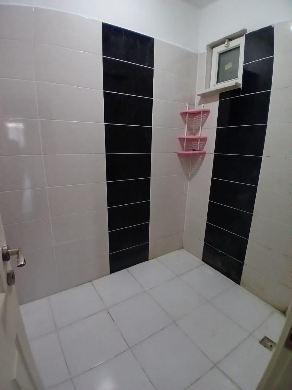 NEFİSE SULTAN MAHALLESİNDE 2+1  100 M2