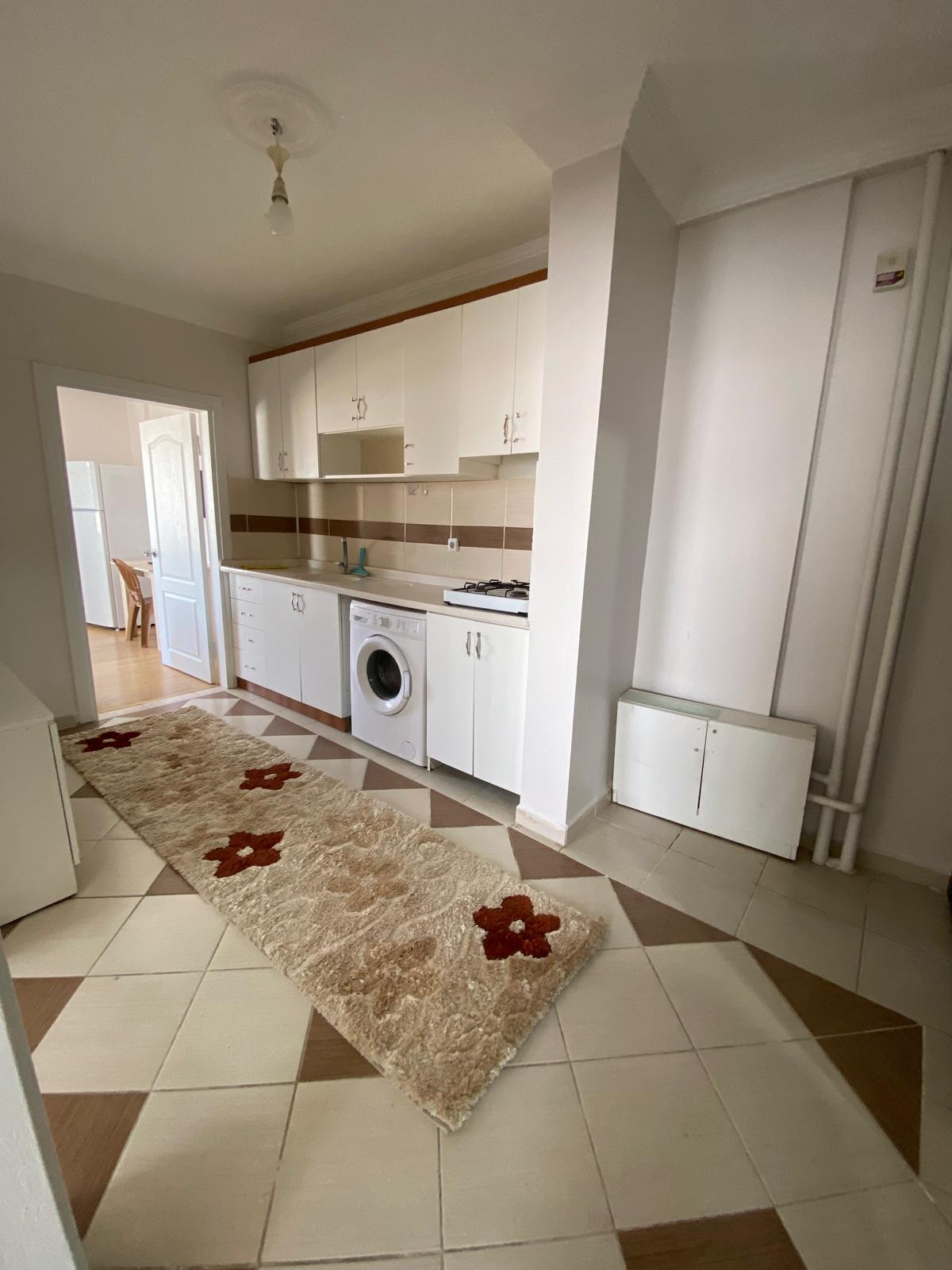 OSMANGAZİ MAHALLESİNDE  2+1  BALKONLU  SİTE İÇERİSİNDE  + GÜVENLİKLİ