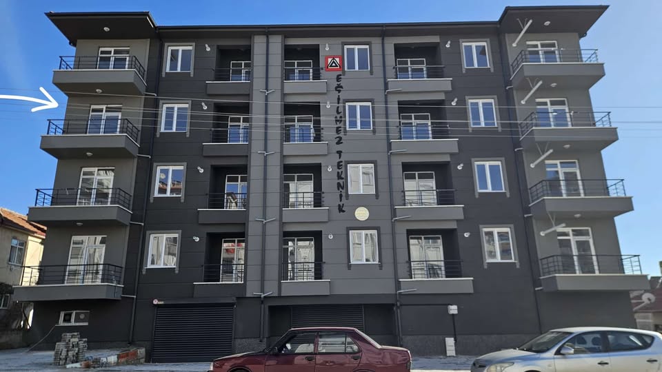 ZEMBİLLİ MAHALLESİNDE  YHM ARKASINDA APART  1+1 BALKONLU  BAGIMSIZ MUTFAK