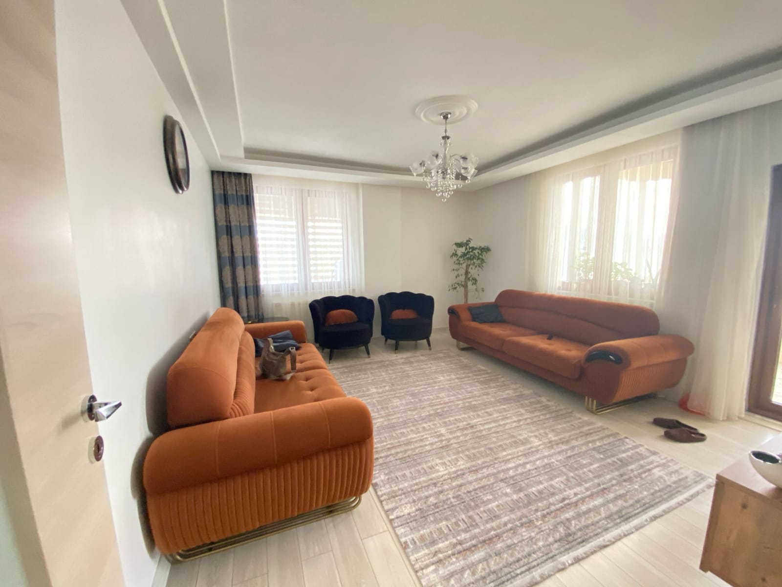 PİRİREİS MAHALLESİ  3+1 135 M2 