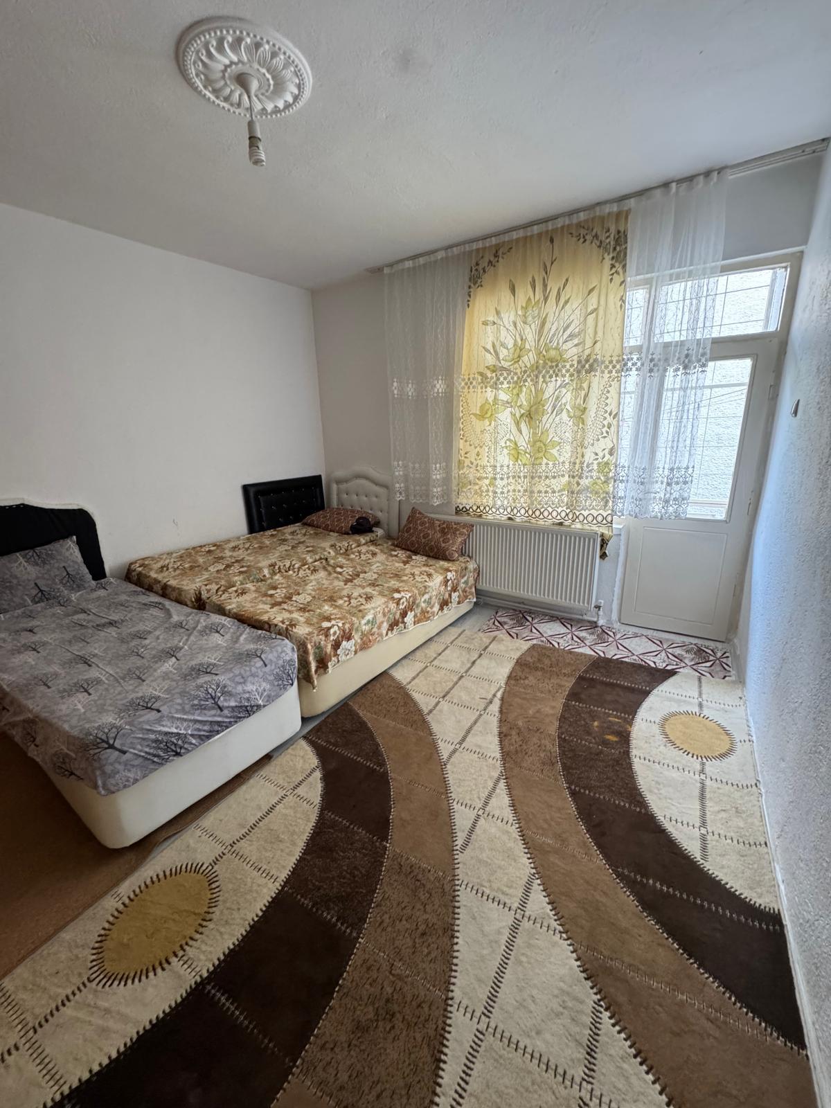 ÇARŞI MERKEZDE DÜKKAN ÜSTÜ 1.KAT