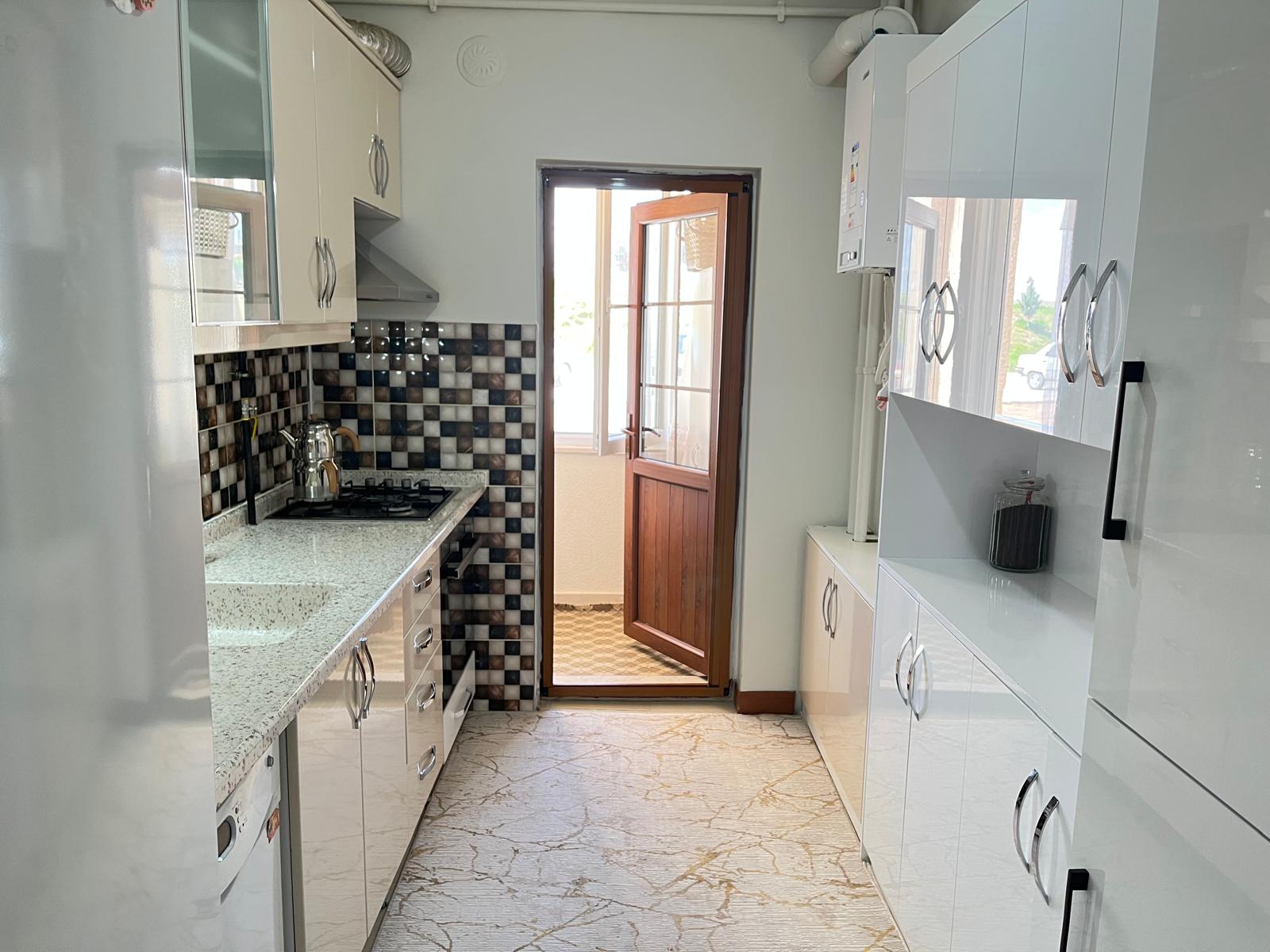 4 TOKİ KONUTLARINDA  2+1  GİRİŞ KAT  SALON VE MUTFAK ARASI KAPALIDIR