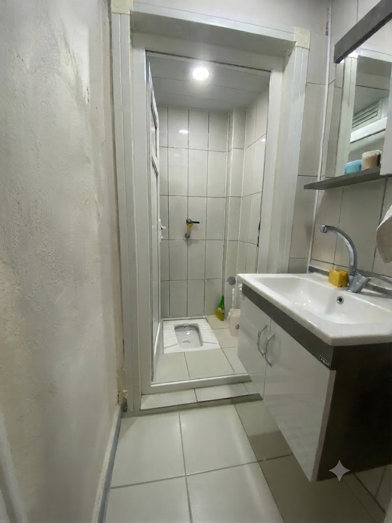 ALİŞAHANE MAHALLESİNDE  3+1     135M2  4 KATLININ 1 KATI  BAHÇELİ