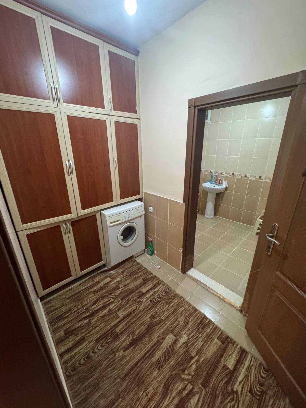 CEDİT MAHALLESİNDE  3+1  145 M2 YÜKSEK GİRİŞ