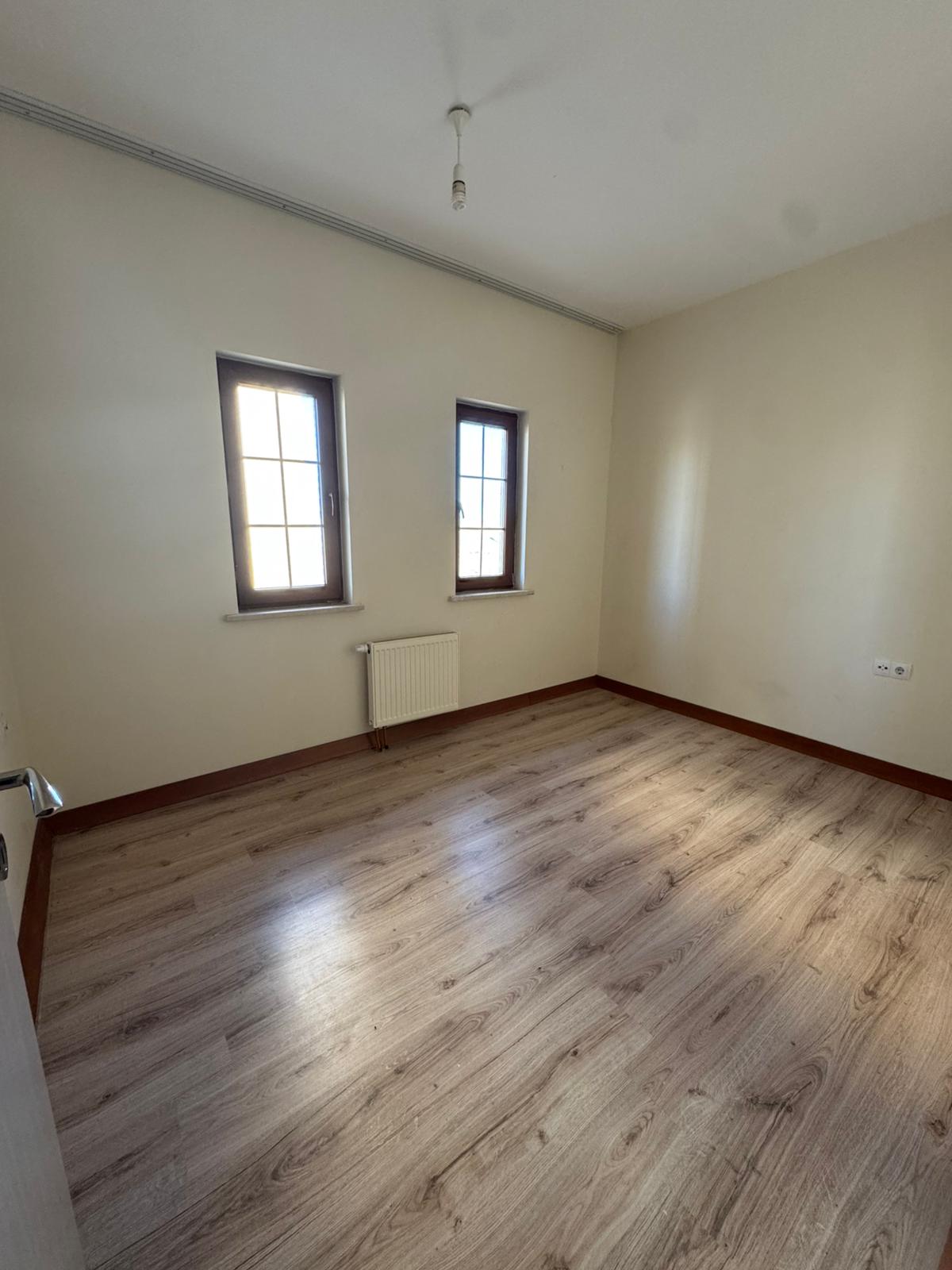 KİRALIK DAİRE  4.TOKİ  2+1  2+1 ARA KAT  GÜNEY  DOĞU