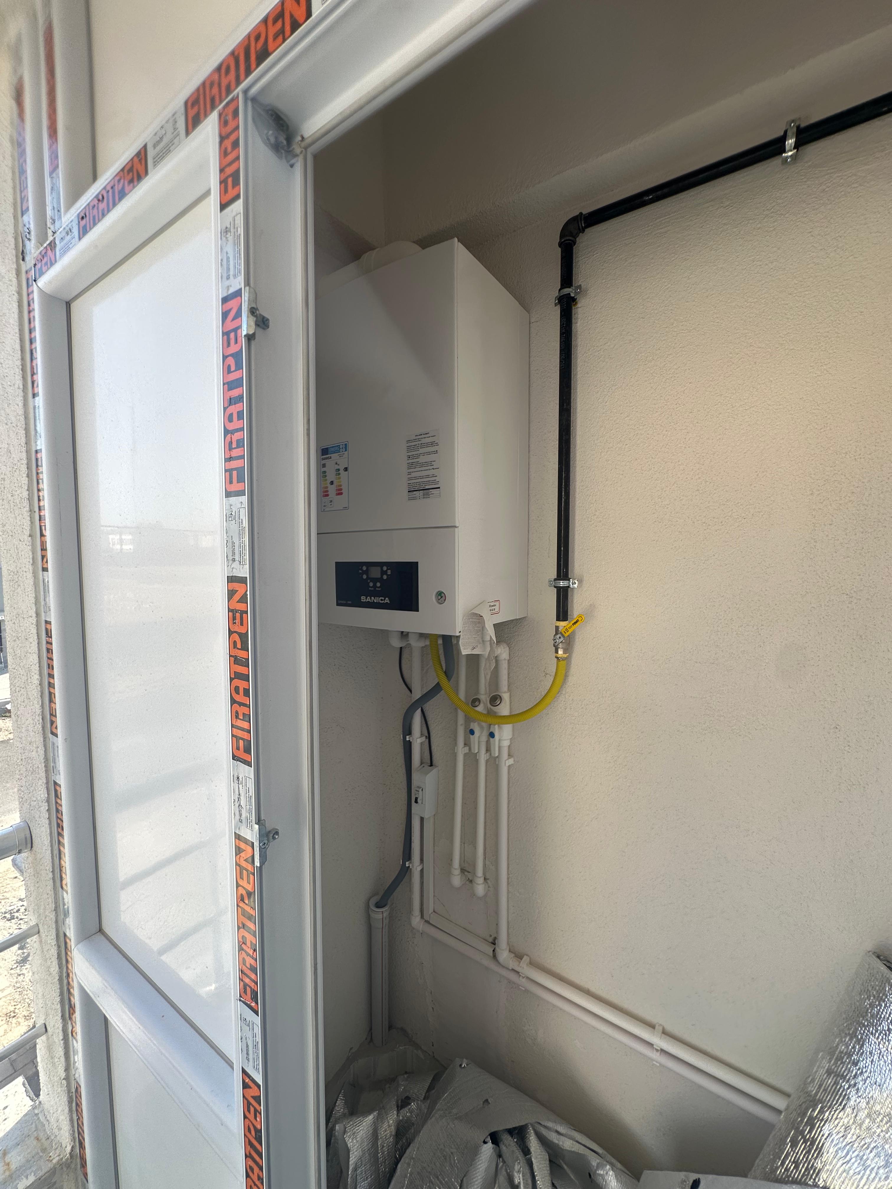 GEVHER HATUN MAHALLESİNDE SATILIK APART