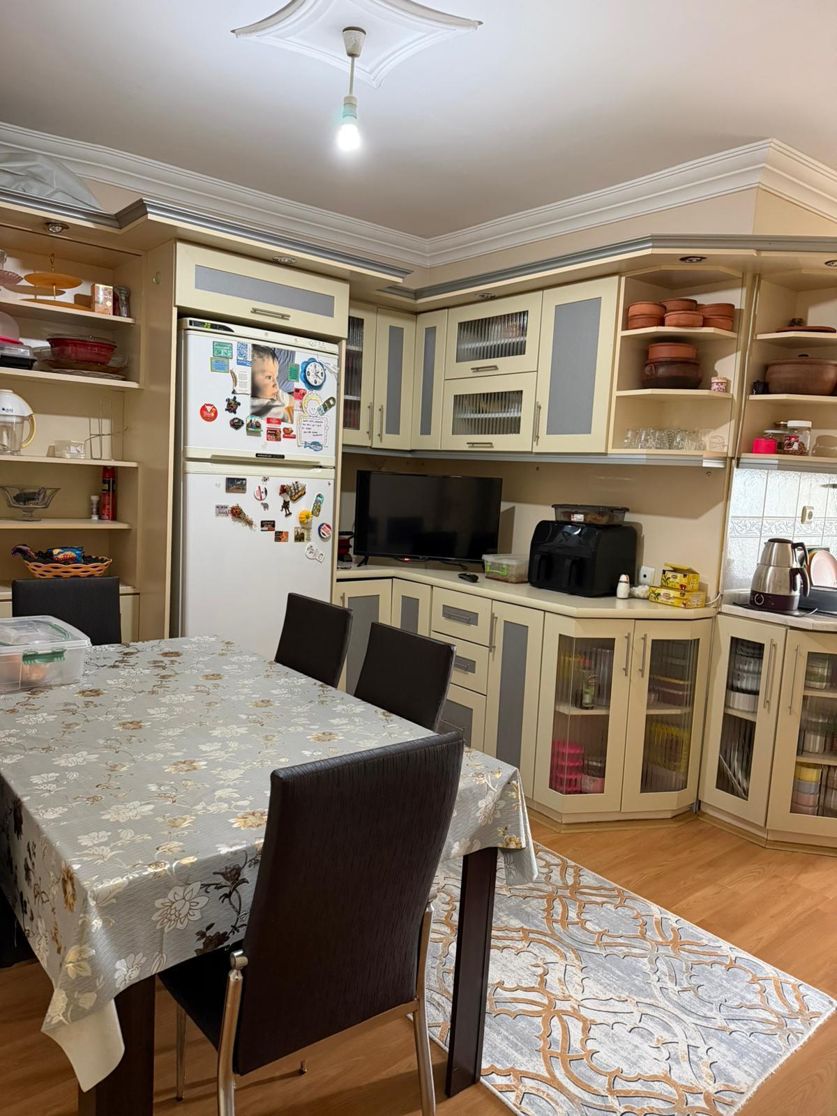 TAHSİN ÜNAL MAHALLESİNDE 3+1 170 M2