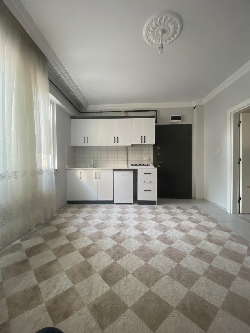 YENİ MAHALLE  2 KATLININ 1. KATI  ORTAK GARAJ ALANI