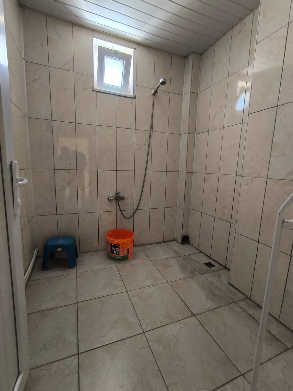 KİRALIK DAİRE  GEVHER HATUN MAHALLESİNDE  3+1 135 M2 DAİRE