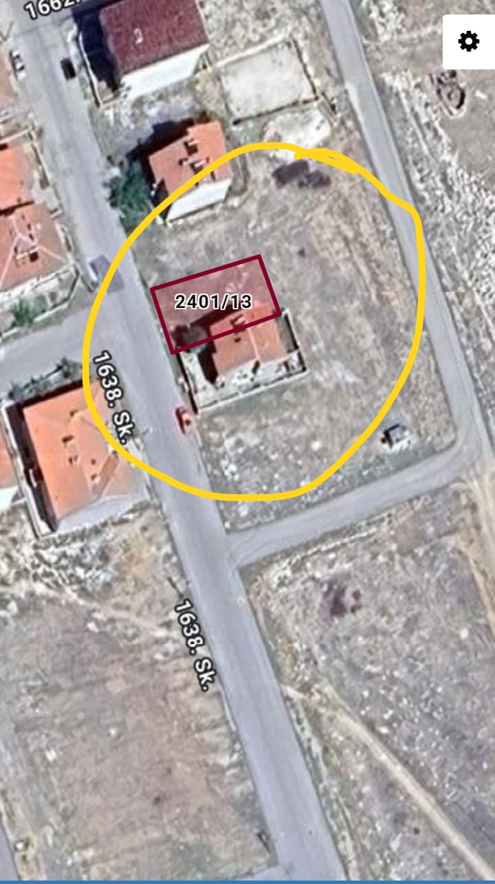 ŞEYH EDEBALİ MAHALLESİNDE SATILIK 221 M2 ARSA  YARIM HİSSESİ SATILIK