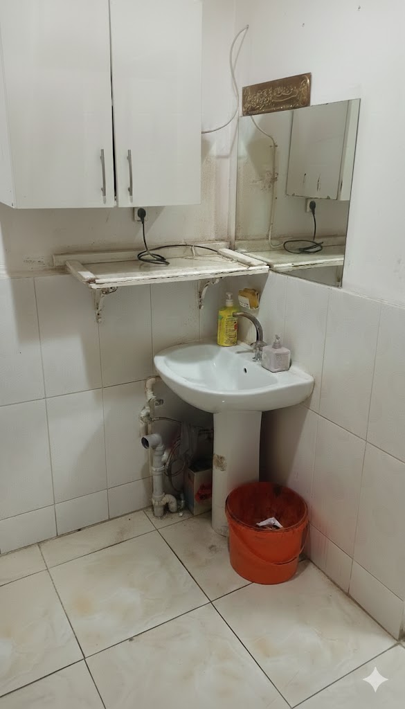 30 METRELİK  YOLDA SATILIK İŞYERİ DÜKKAN 