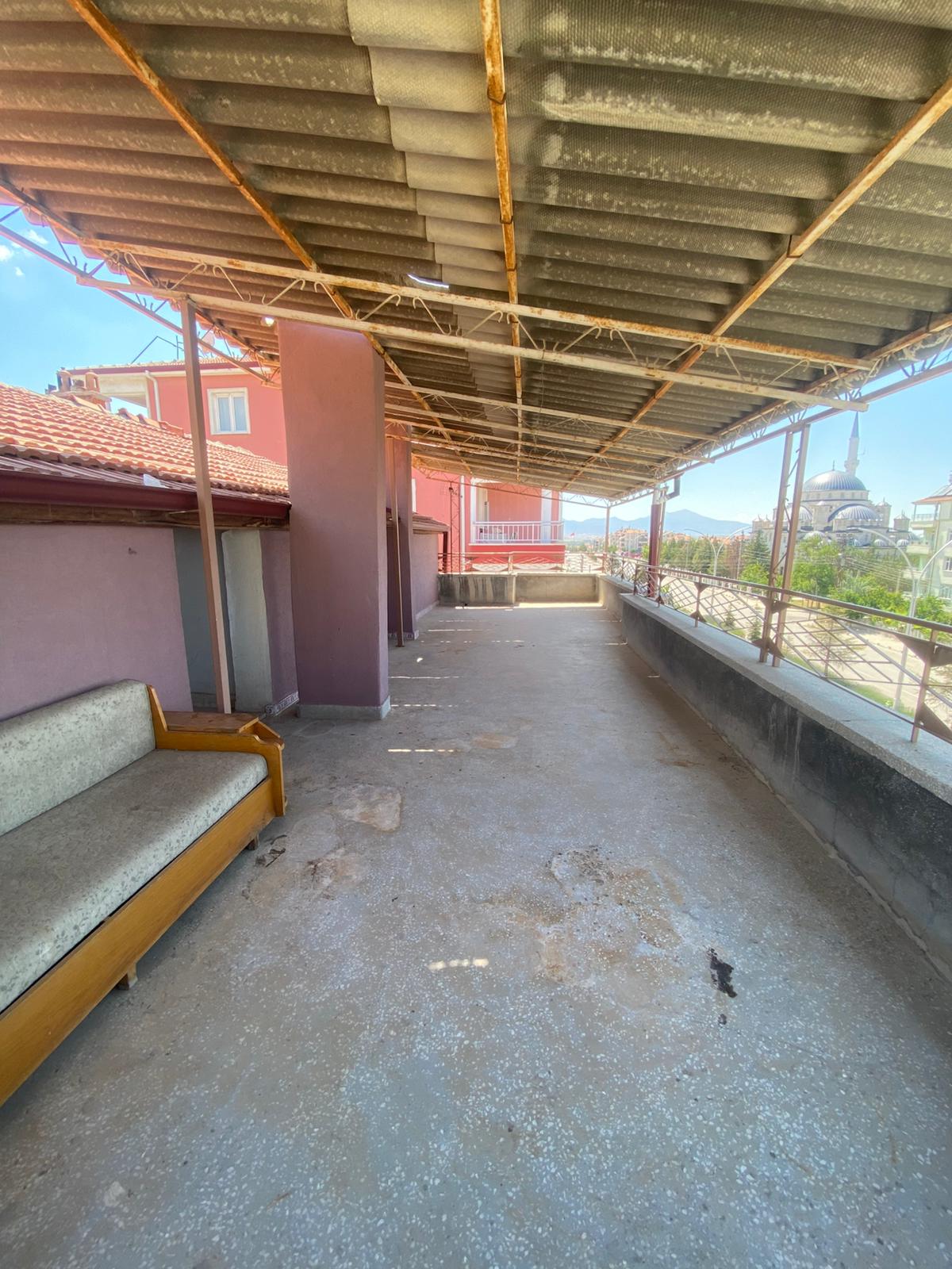 ZİYAGÖKALP MAHALLESİNDE  2+1   SOBALI