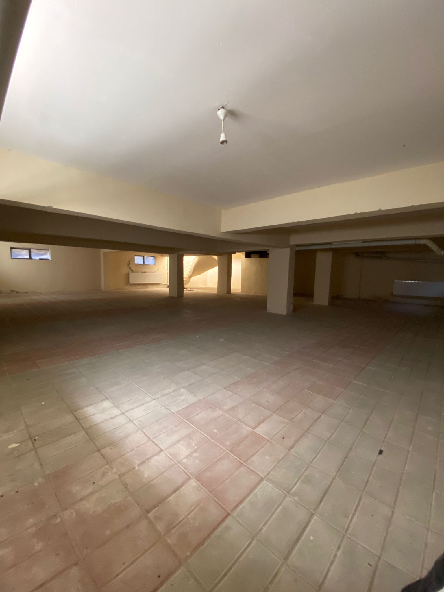 MARA YOLUNDA SATILIK DÜKKAN   170 M2 ZEMİN KAT