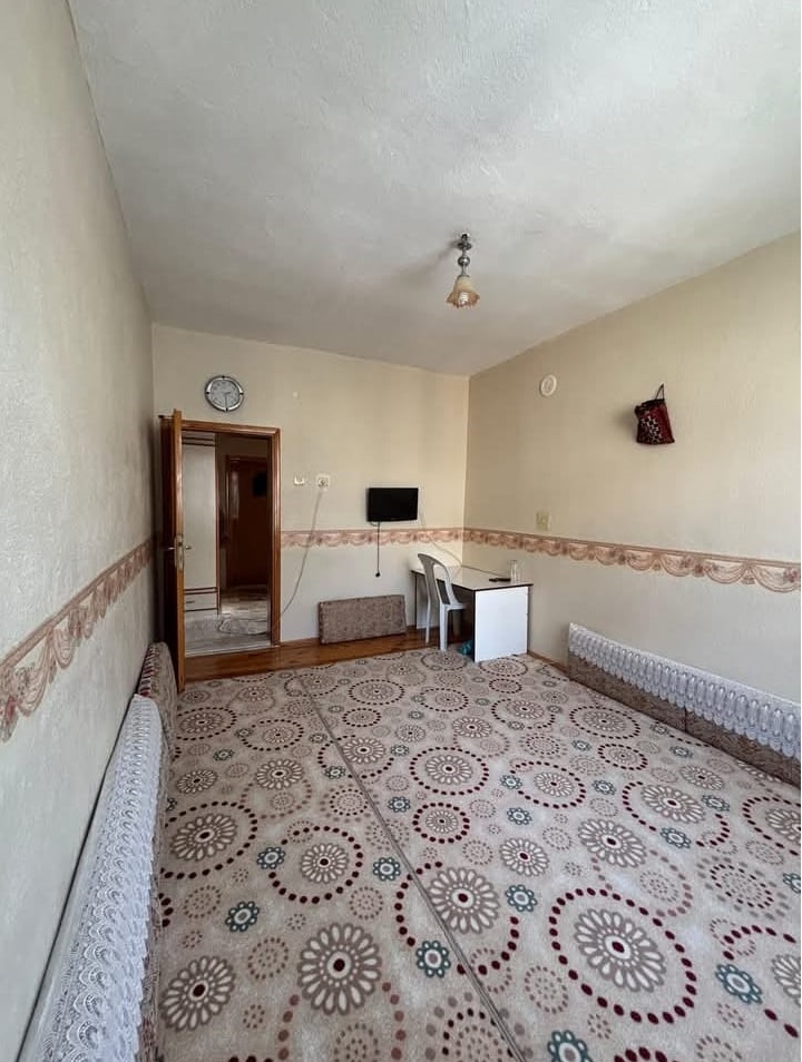 VALİDE SULTAN MAHALLESİ  2+1  110 M2