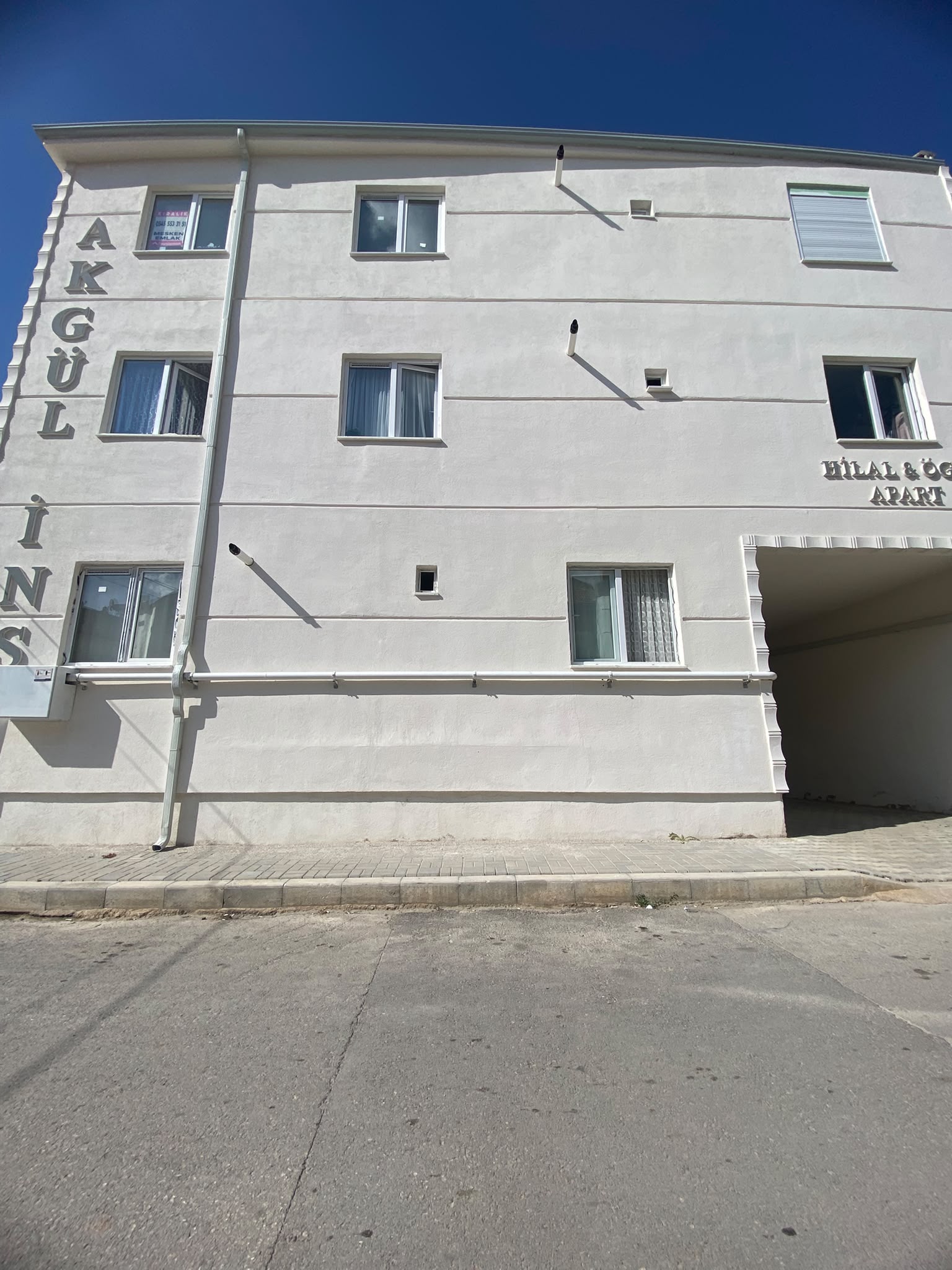 KIRBAĞI MAHALLESİNDE  1+1   