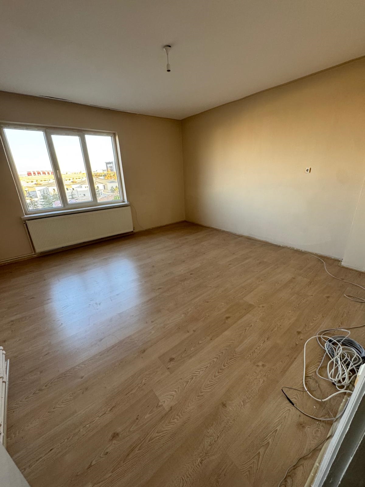 GEVHER HATUN MAHALLESİNDE  3+1  130M2