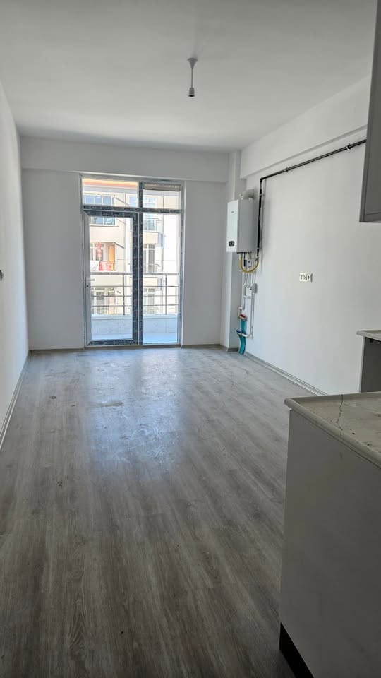 ZEMBİLLİ MAHALLESİNDE  YHM ARKASINDA APART  1+1 BALKONLU  BAGIMSIZ MUTFAK