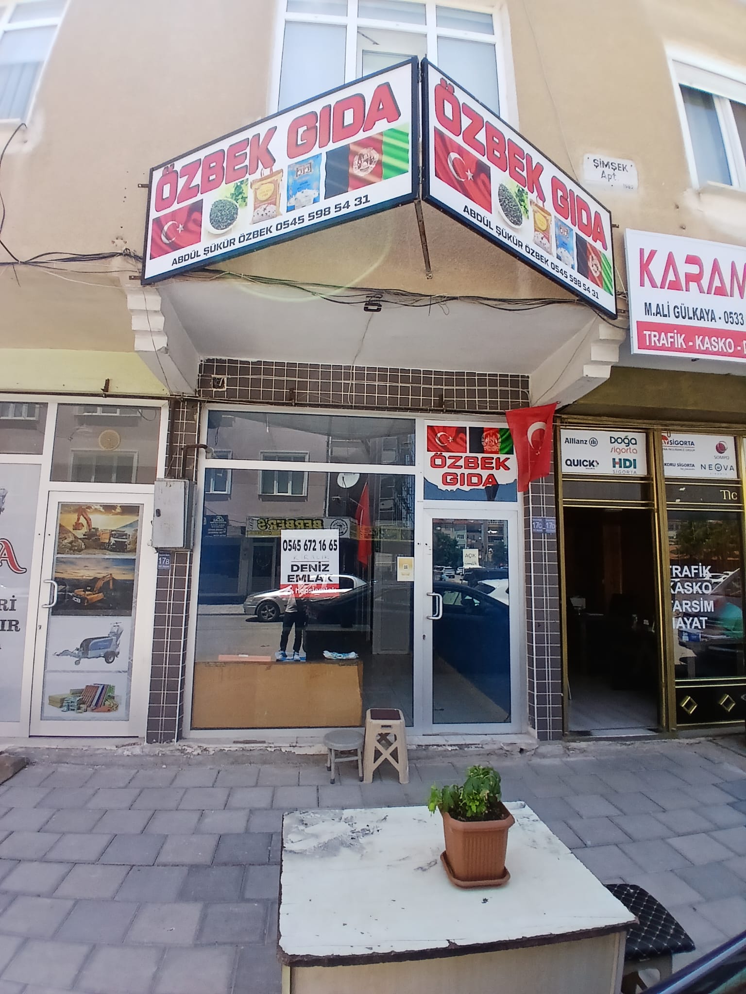 İMARET MAHALLESİNDE  30M2  WC LAVABO MEVCUT