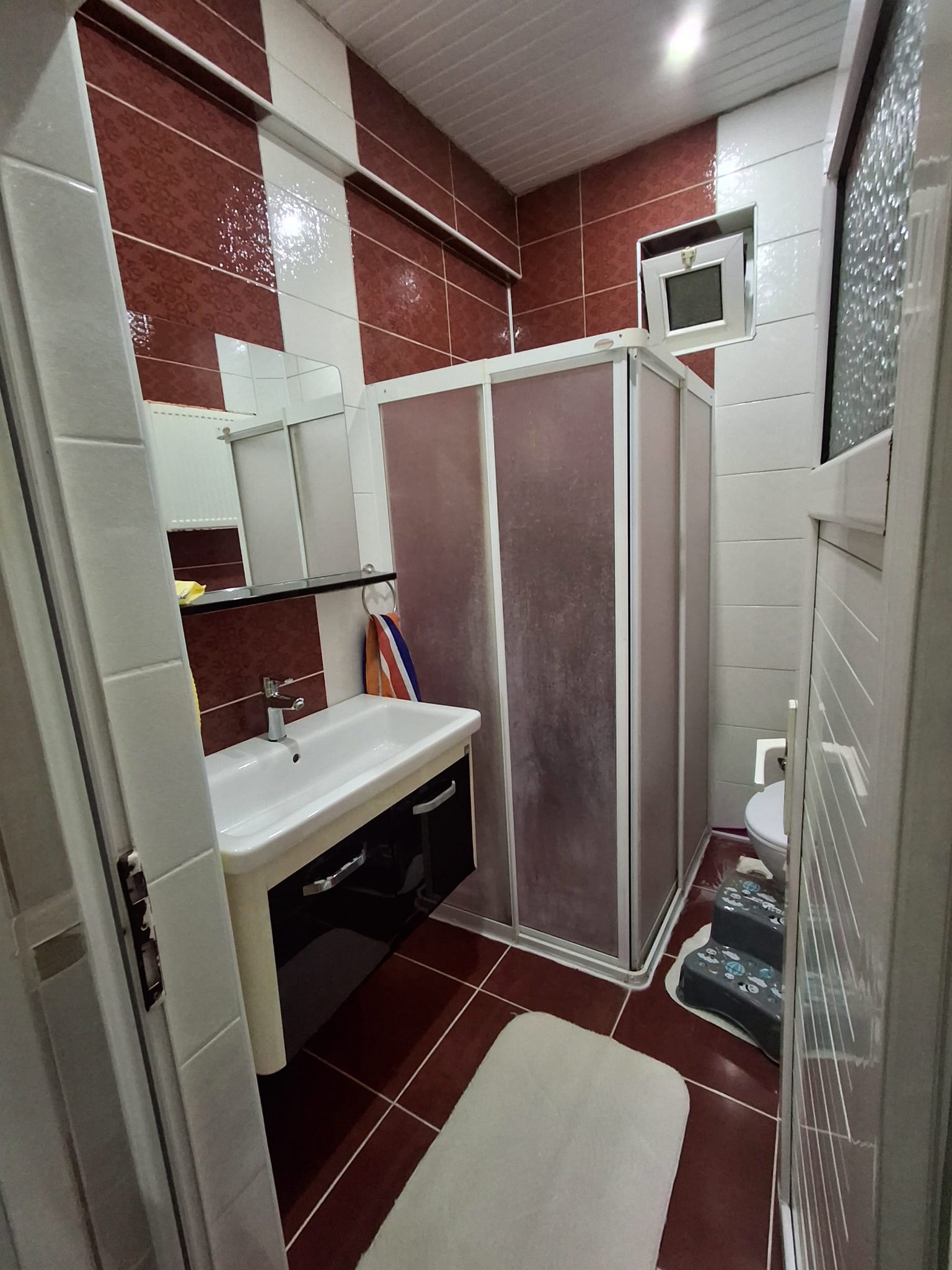 GEVHER HATUN MAHALLESİNDE  3+1    140M2