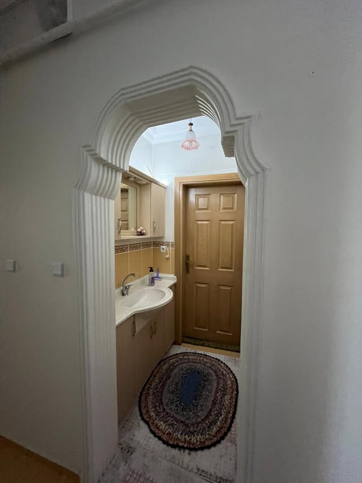 ZEMBİLLİ MAHALLESİNDE 2+1  125 M2