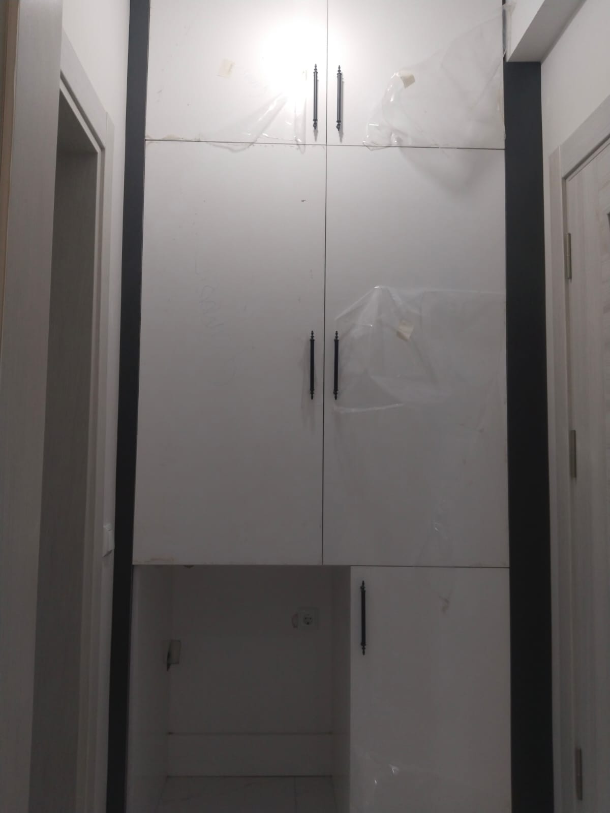 ŞEYHEDEBALİ MAHALLESİNDE KOMPLE 