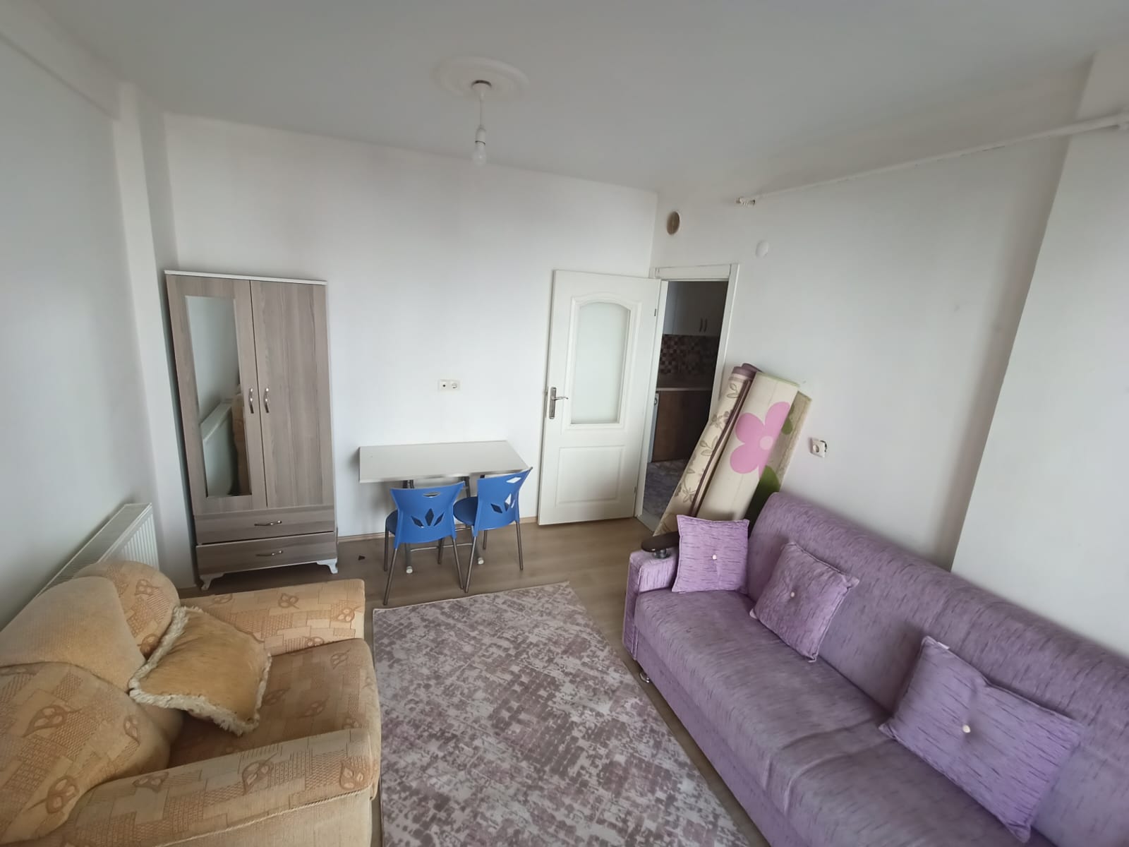 OSMANGAZİ MAHALLESİNDE   1+1 80M2  EŞYALI