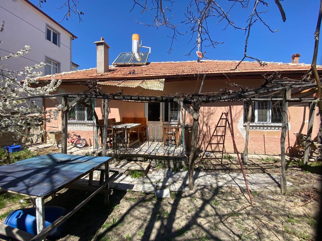 SÜMER MAHALLESİNDE MÜSTAKİL EV