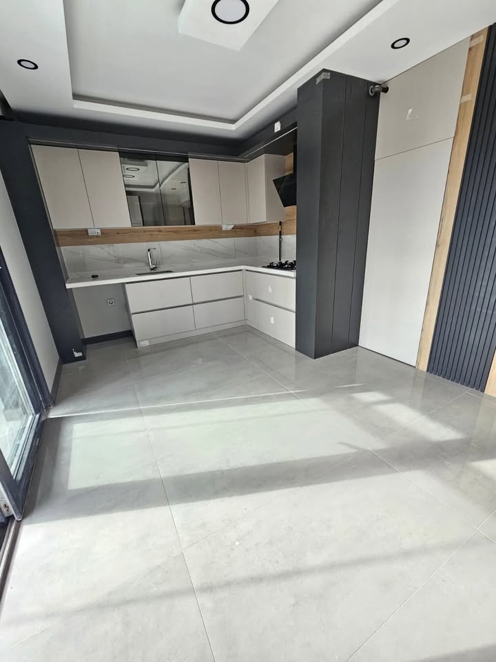 YENİŞEHİR MAHALLESİNDE  3+1 150 M2