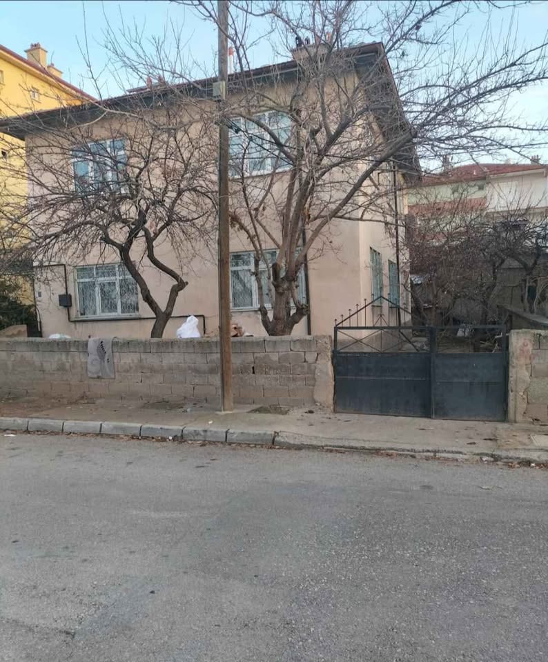 ZEMBİLLİ MAHALLESİNDE  415 M2