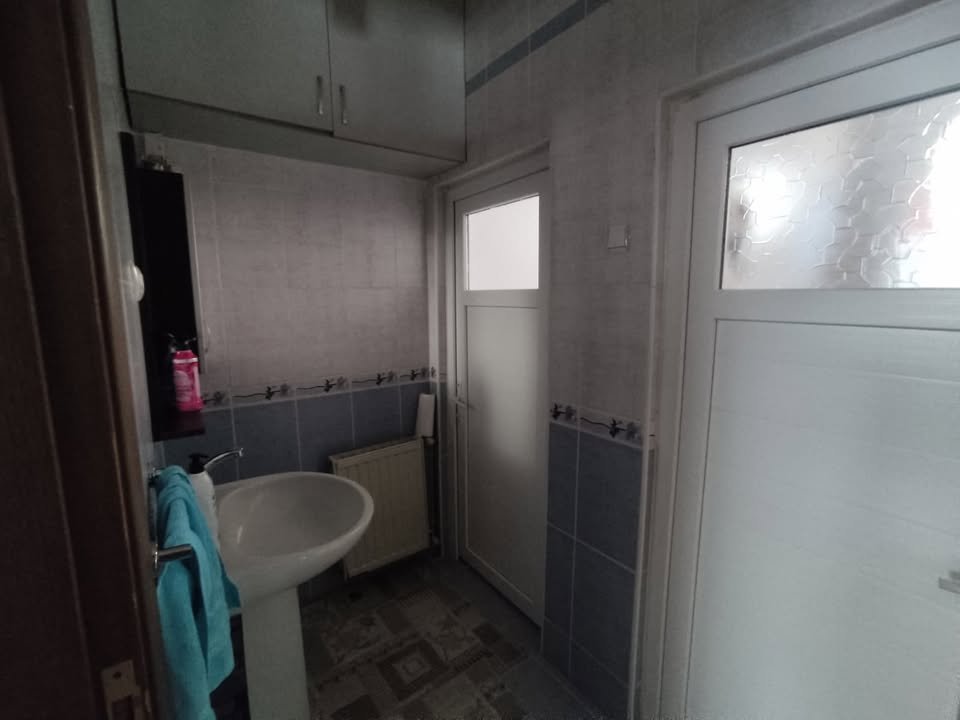 SATILIK DAİRE  2+1 110 M2  ARA KAT  RAUFDENKTAŞ MAHALLESİNDE  