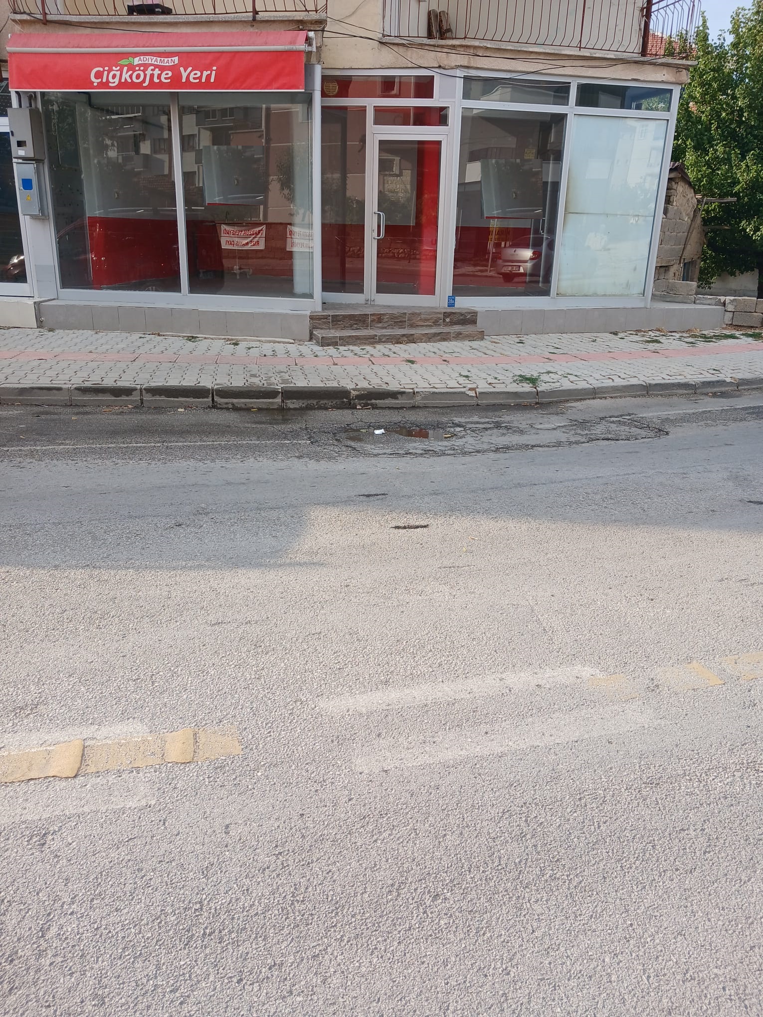 ÇELTEK MAHALLESİ 30 M2 SATILIK DÜKKAN