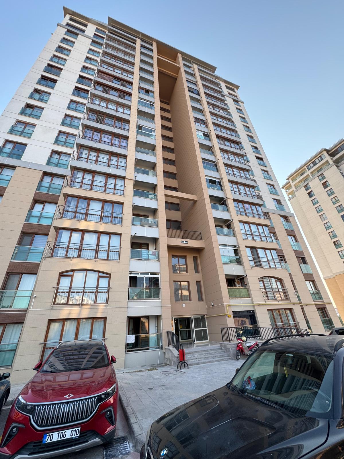 PİRİREİS VADİSİNDE  2+1   149M2