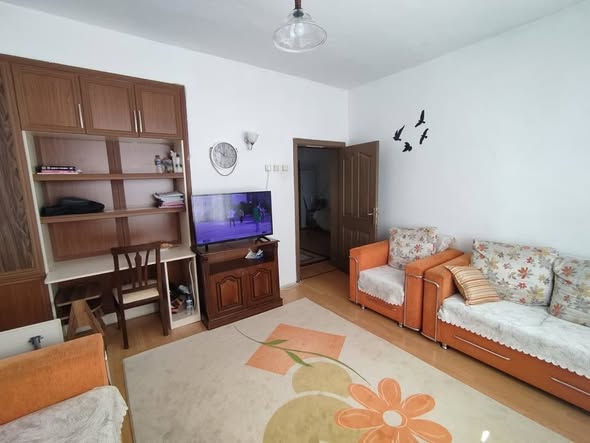 SATILIK DAİRE  2+1 110 M2  ARA KAT  RAUFDENKTAŞ MAHALLESİNDE  