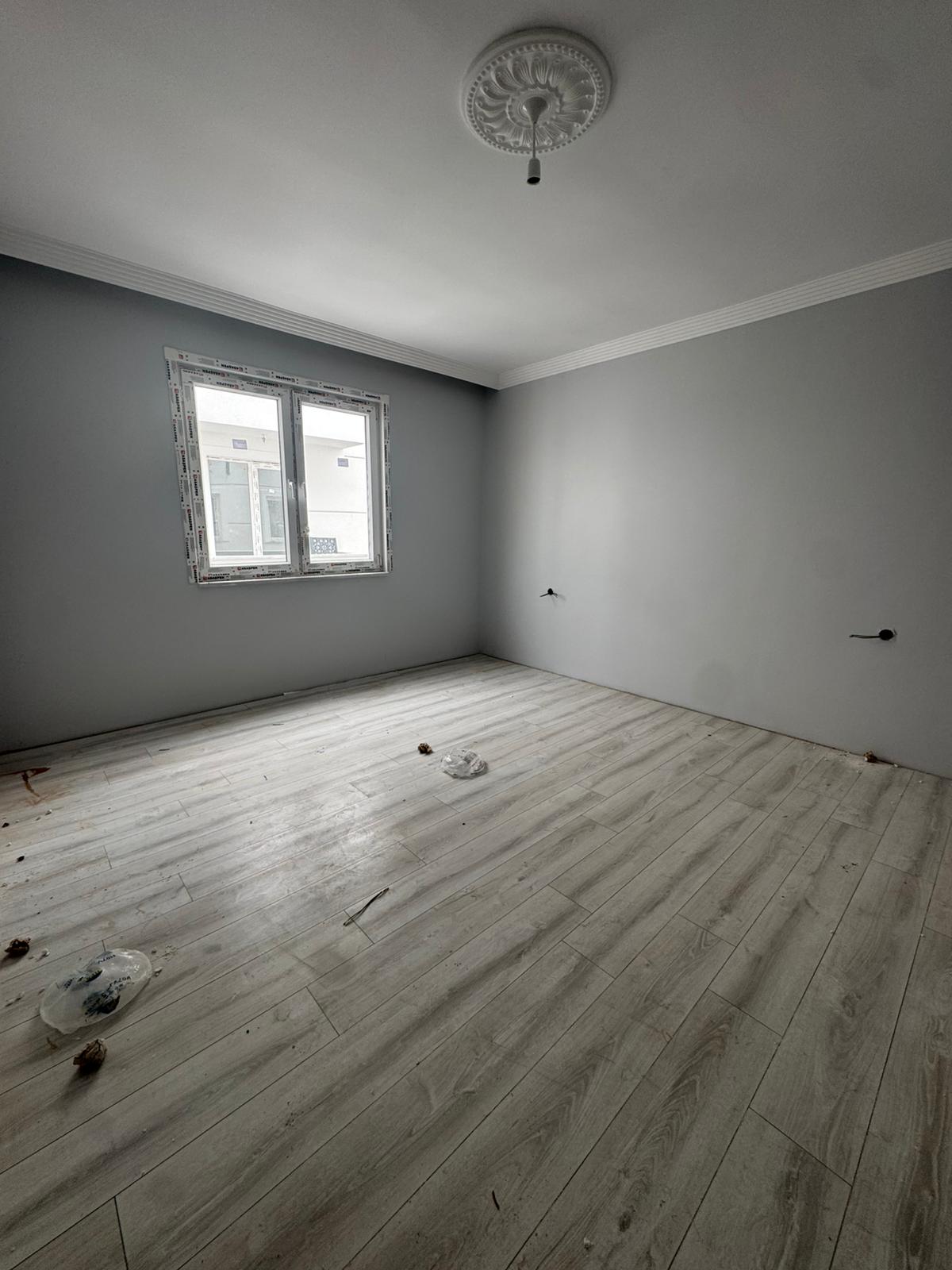 KAZIMKARABEKİR MAHALLESİNDE  3+1   140 M2