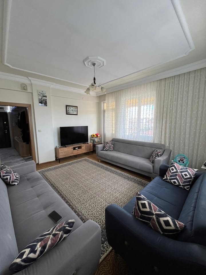 ZEMBİLLİ MAHALLESİNDE 2+1  125 M2