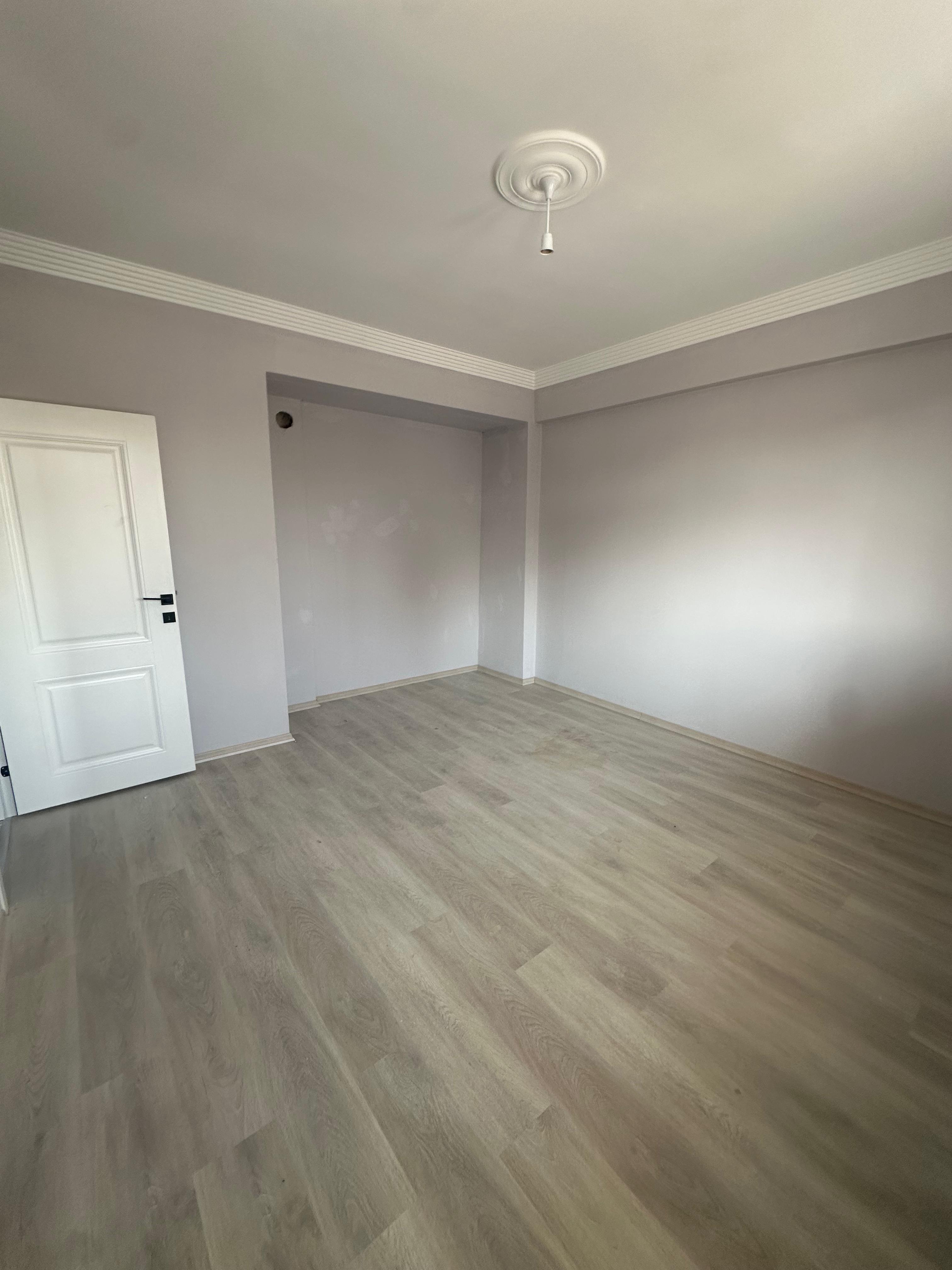 GEVHER HATUN MAHALLESİNDE SATILIK APART