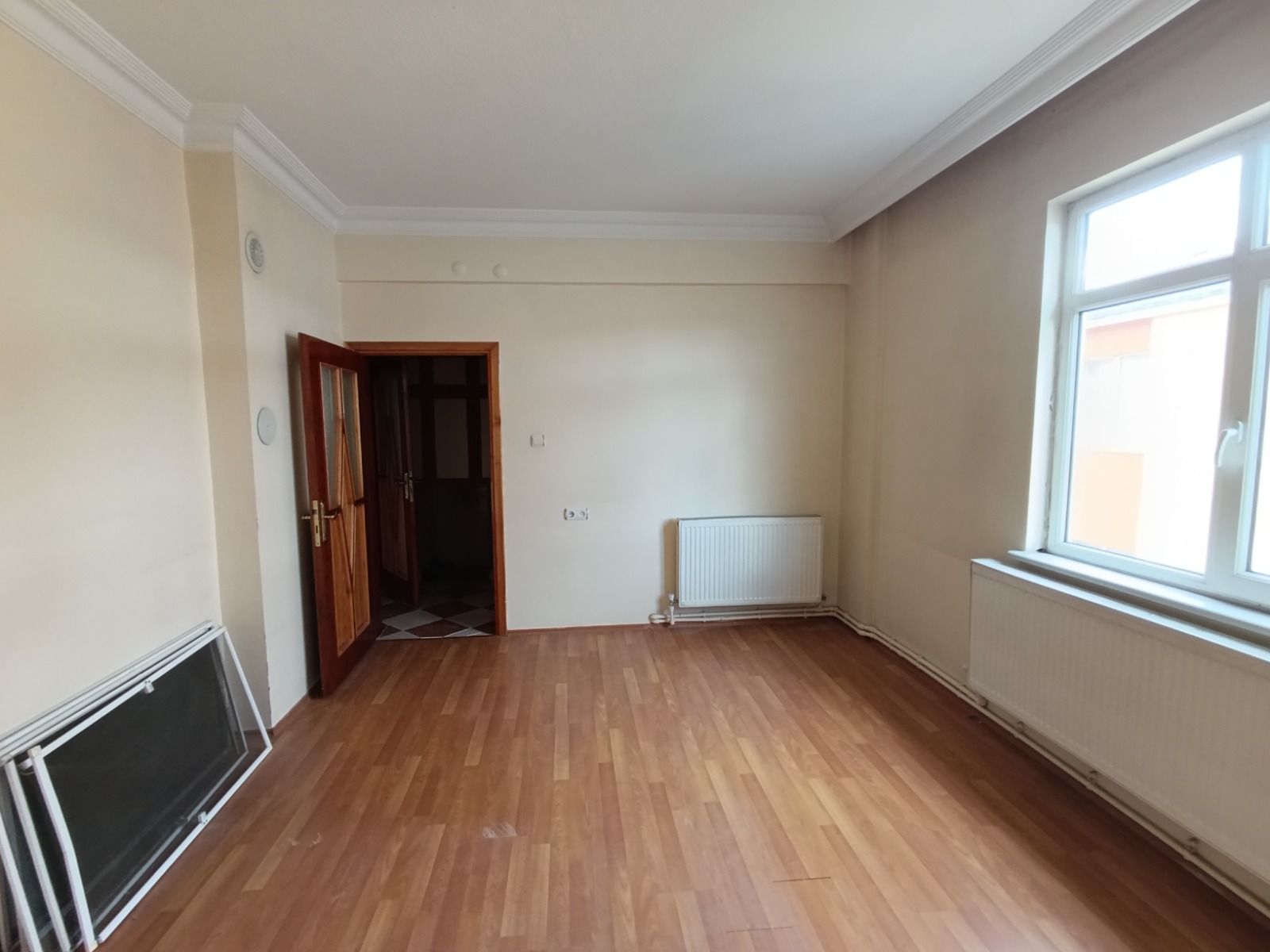 PİRİİREİS MAHALLESİNDE  3+1   160M2