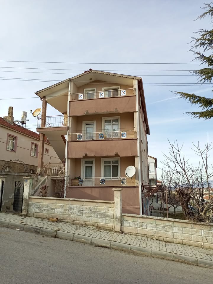 SATILIK KOMPLE BİNA