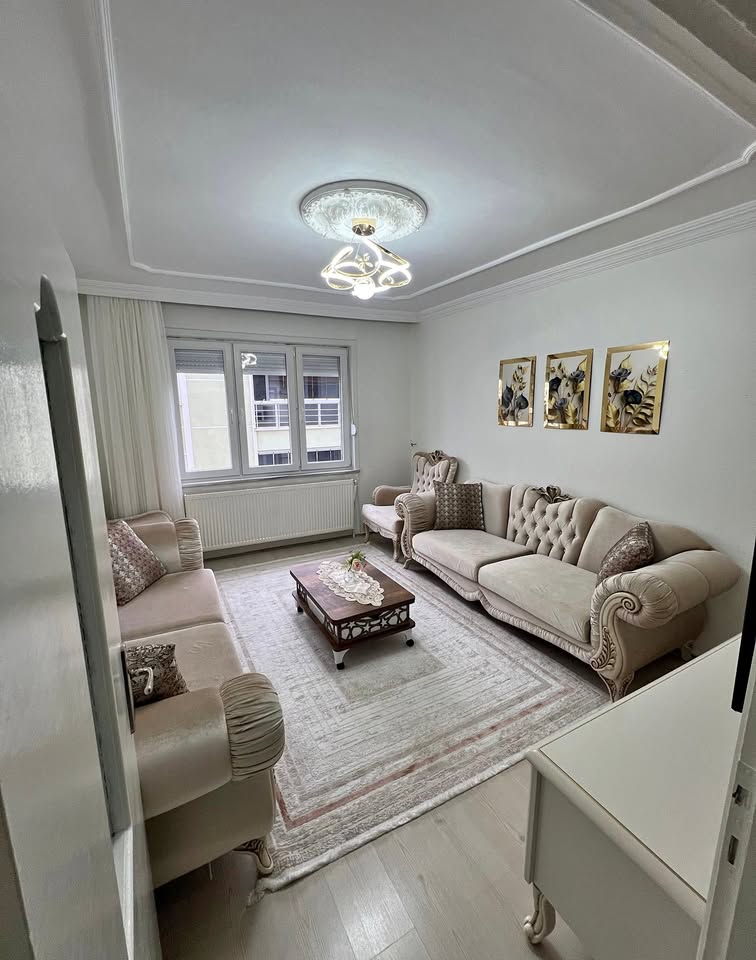 CUMARTESİ PAZARI MEVKİ 3+1 135 M2