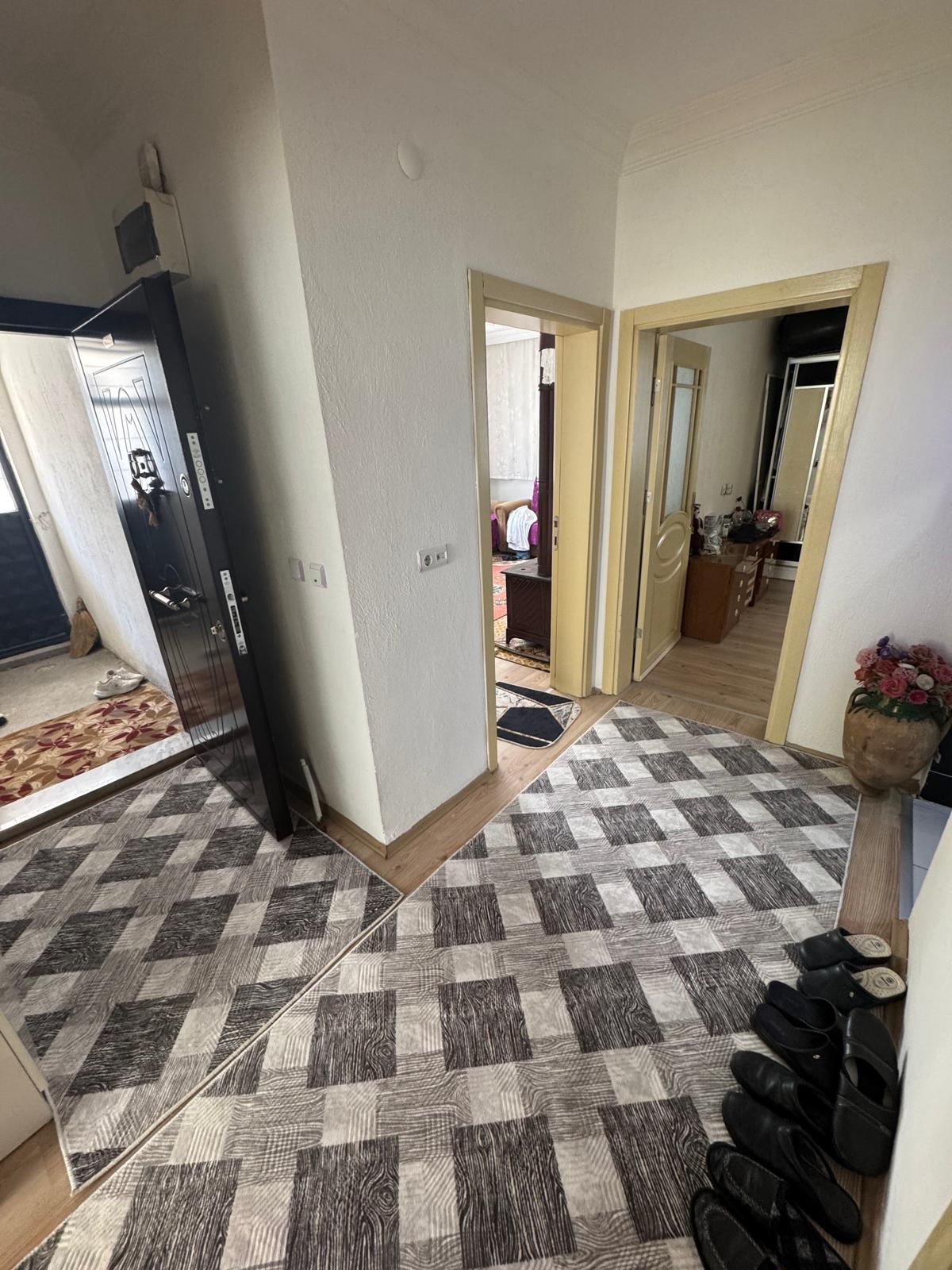 MÜMİNE HATUN MAHALLESİNDE SATILIK  MÜSTAKİL EV