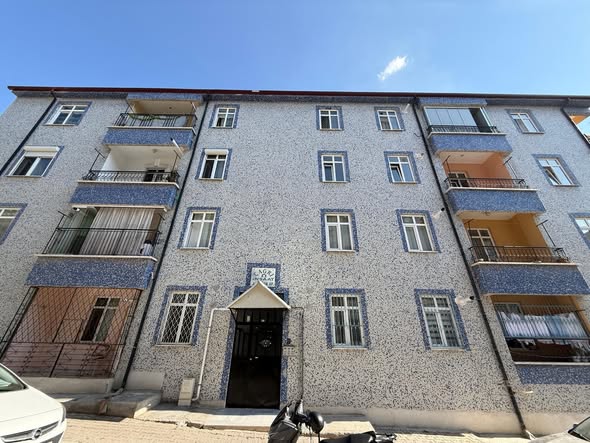 3+1 135 M2 GENİŞ VE FERAH