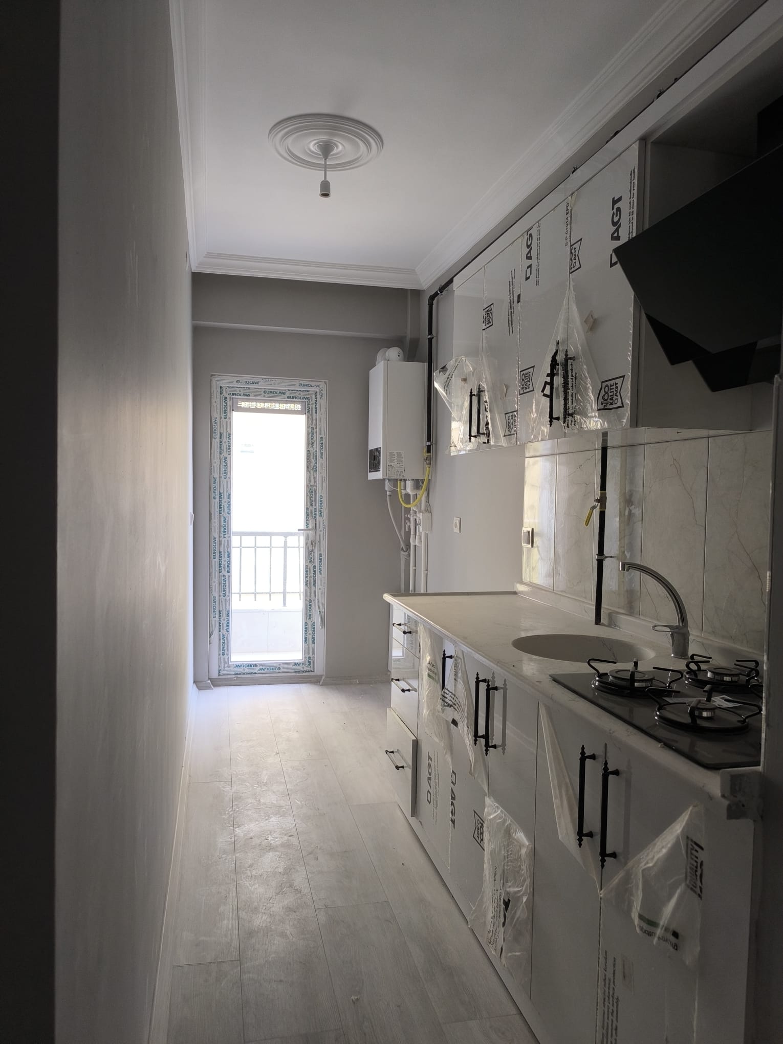TABDUK MAHALLESİ SIFIR APART  