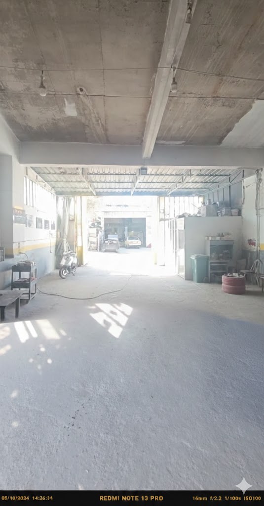 ORTA SANAYİ SİTESİNDE SATILIK 150 M2 DÜKKAN