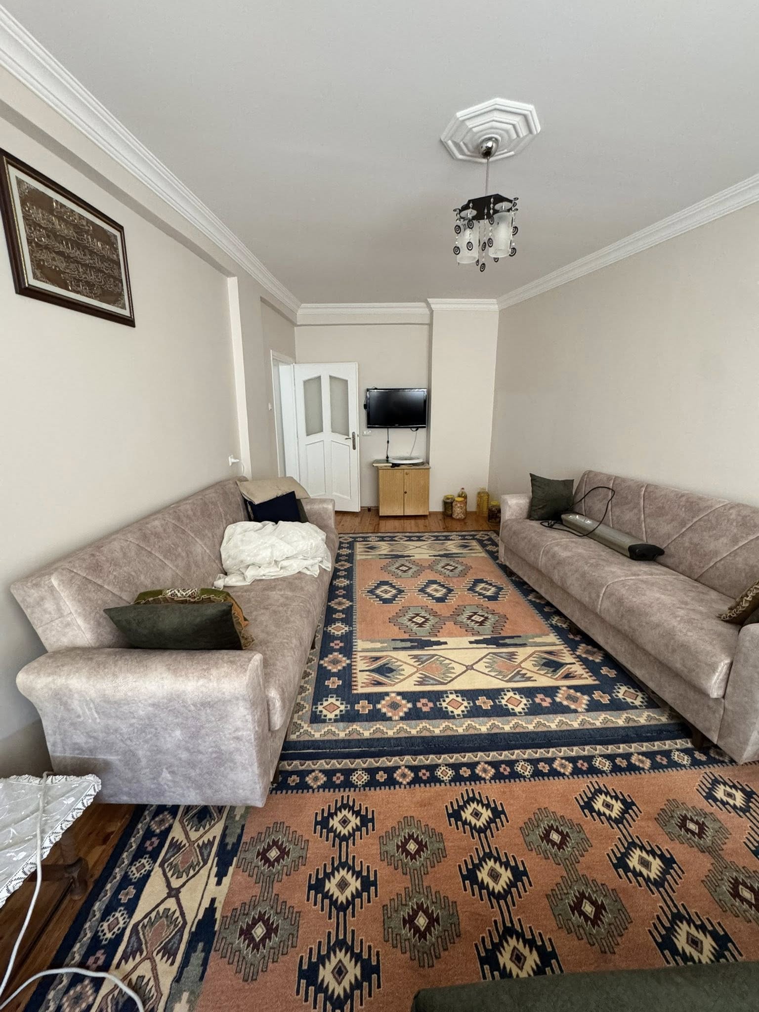 CEDİT MAHALLESİNDE  3+1 150M2