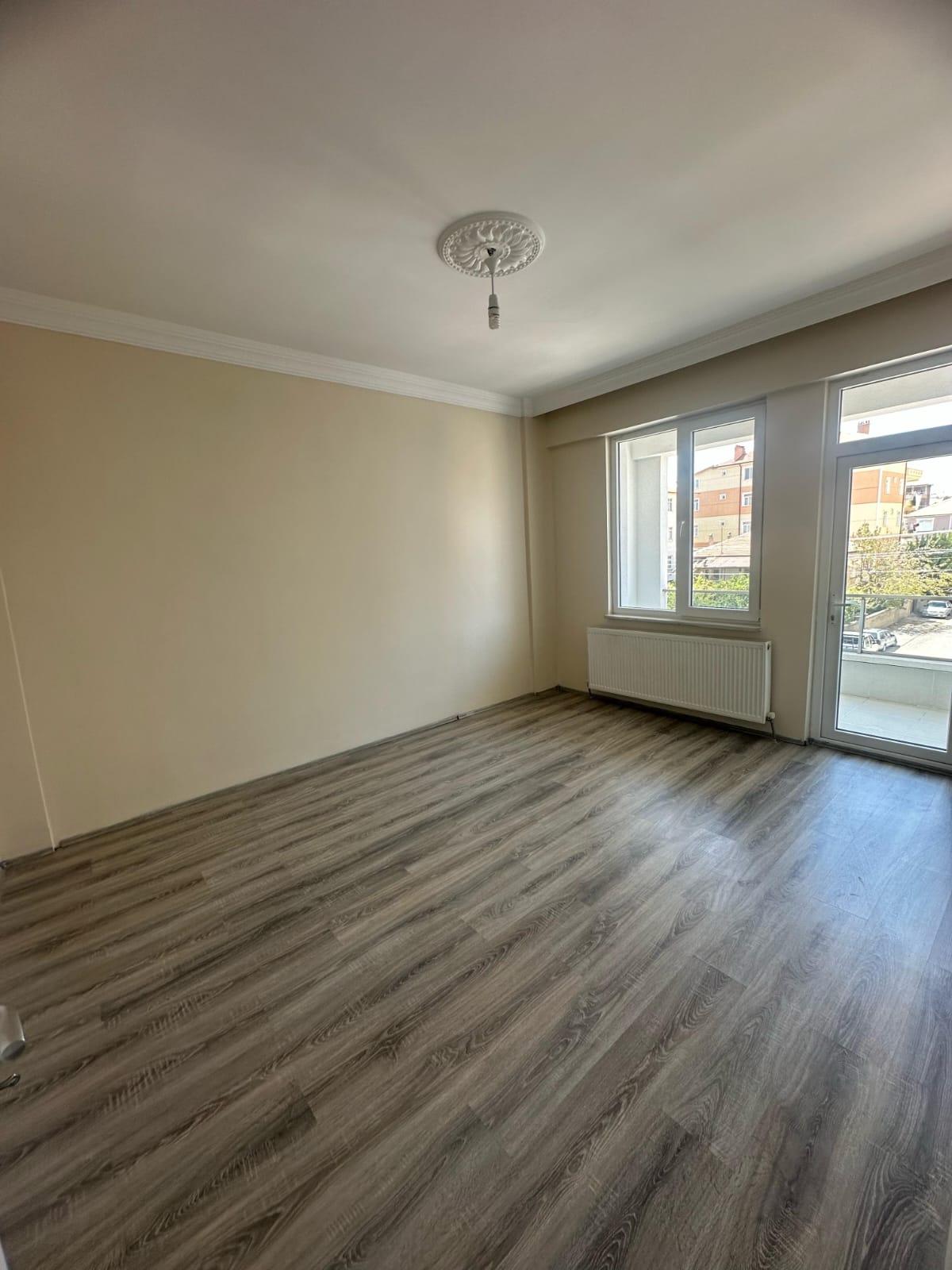 SATILIK DAİRE  İMARET MAHALLESİNDE  3+1  135M2