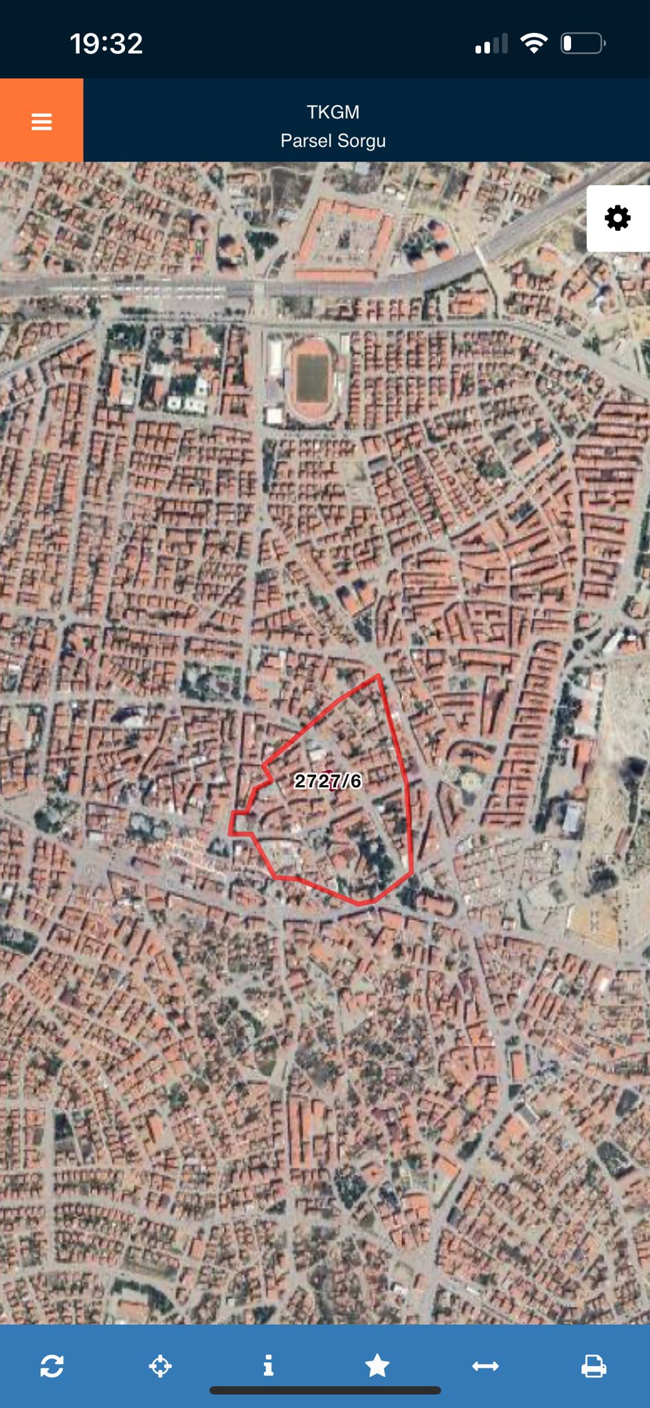 KİRİŞÇİ MAHALLESİNDE 563 M2 ARSA