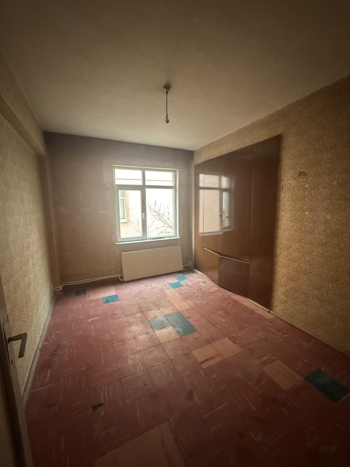SATILIK DAİRE  3+1 DEN BOZMA 2+1 100 M2  NEFİSE SULTAN MAHALLESİNDE
