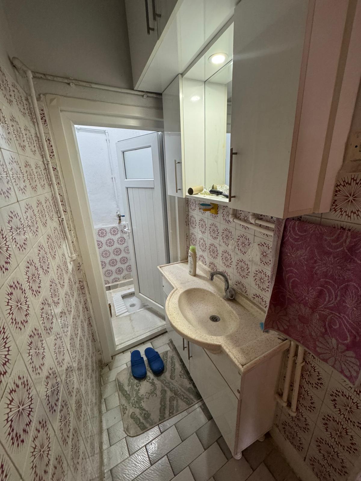 SEKİÇEŞME MAHALLESİNDE  3+1 DEN BOZMA 2 +1 